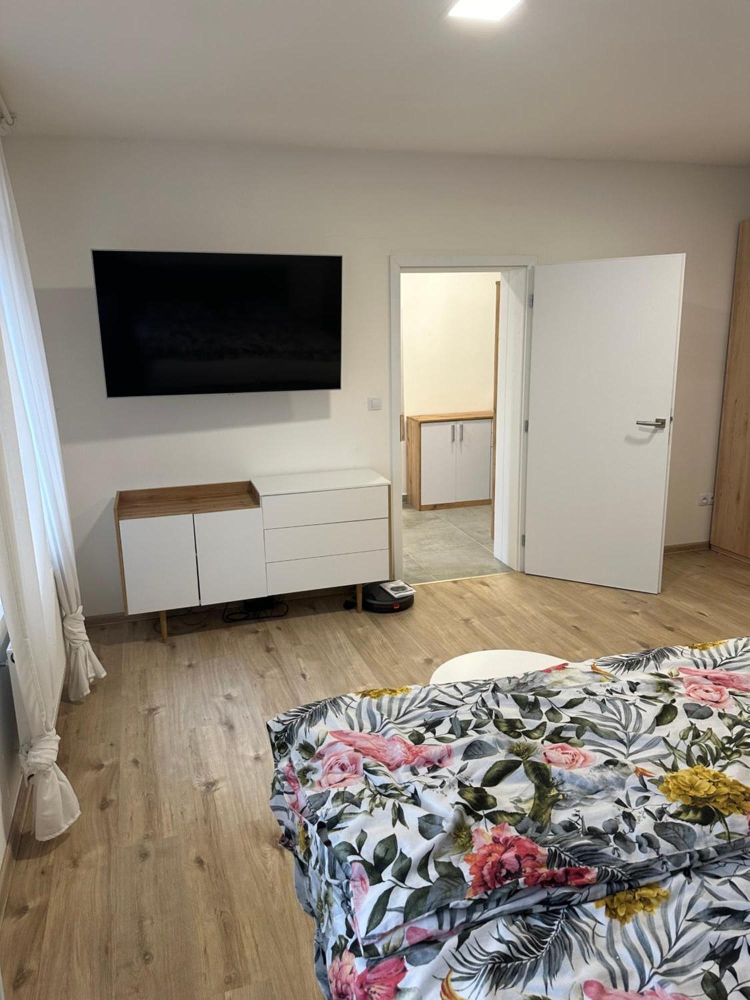 Pritluky Horni Apartment Breclav Exterior photo